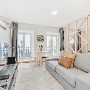  Appartement By The River - Alcantara